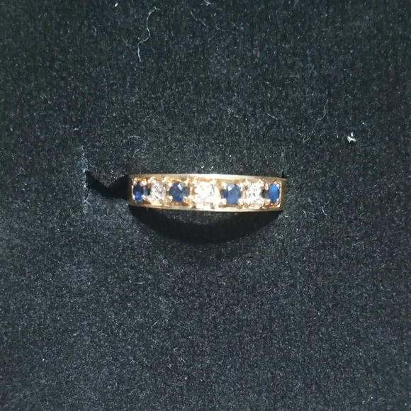10K Gold Diamond and Sapphire Ring - Picture 3 of 5